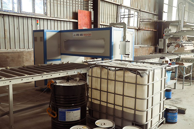 镁质风管板贴面复合生产线