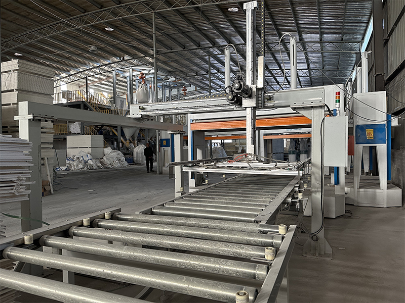 镁质风管板贴面复合生产线